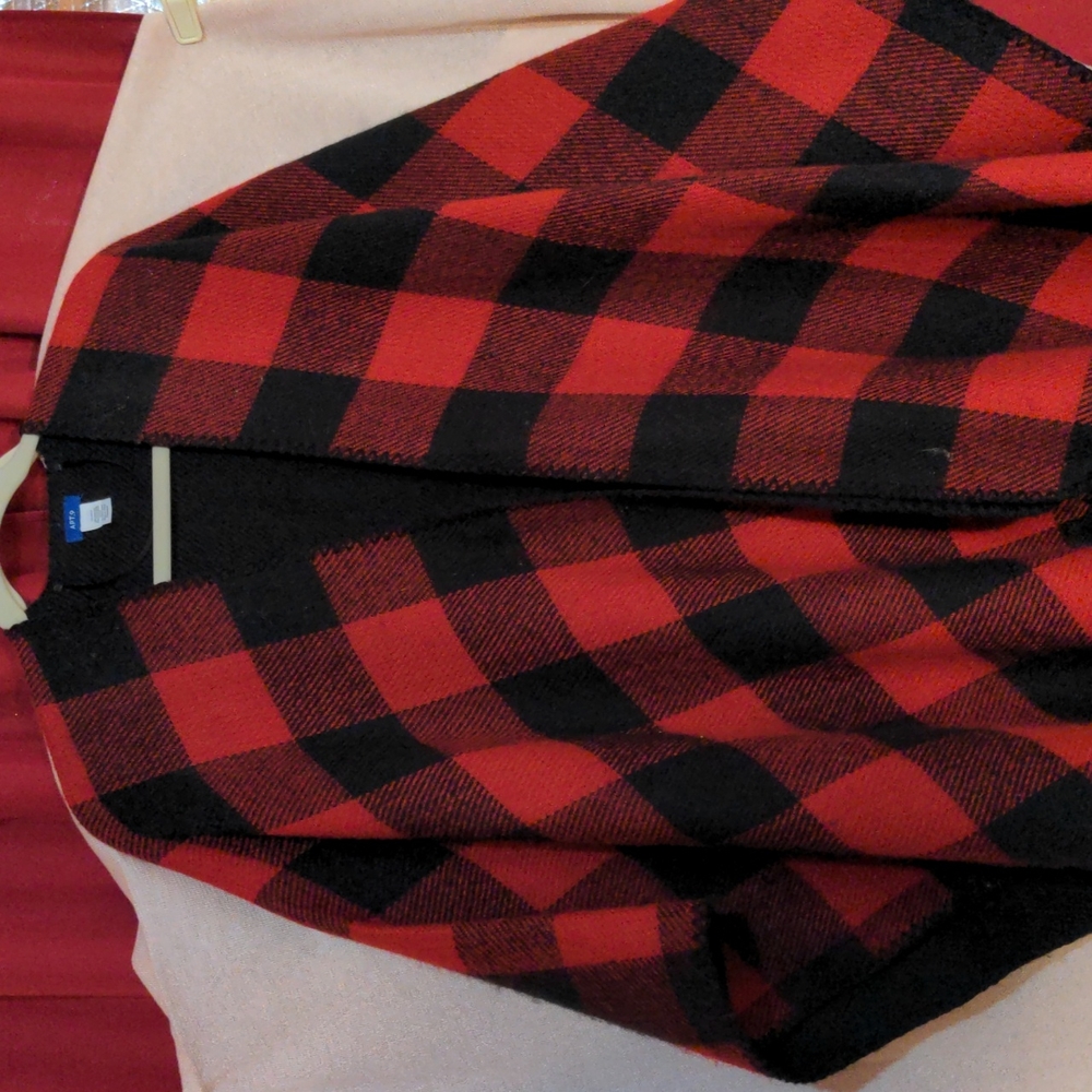 Buffalo Plaid Cape